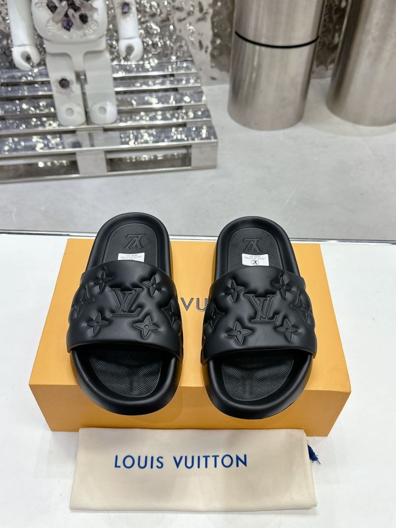 Louis Vuitton Slippers